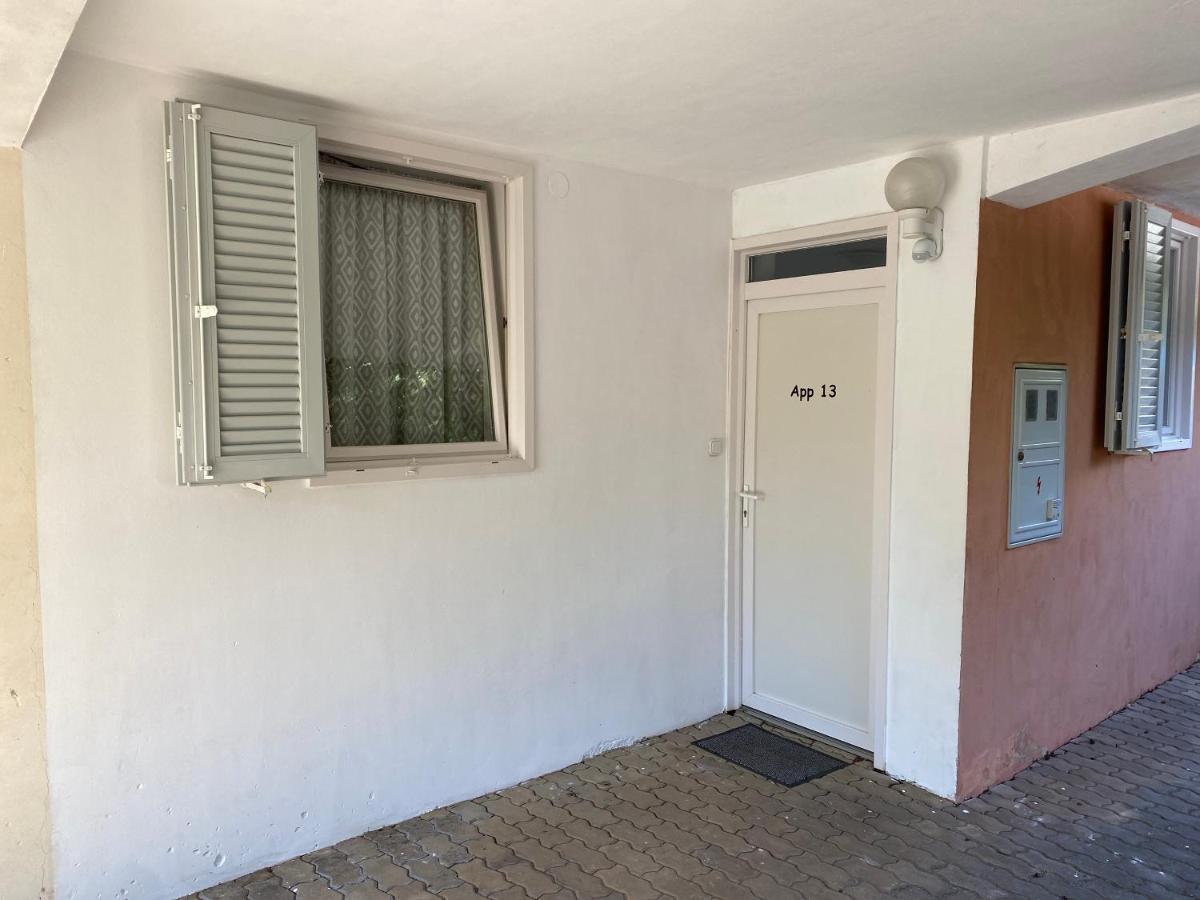 App Ra Apartment Selce Exterior photo