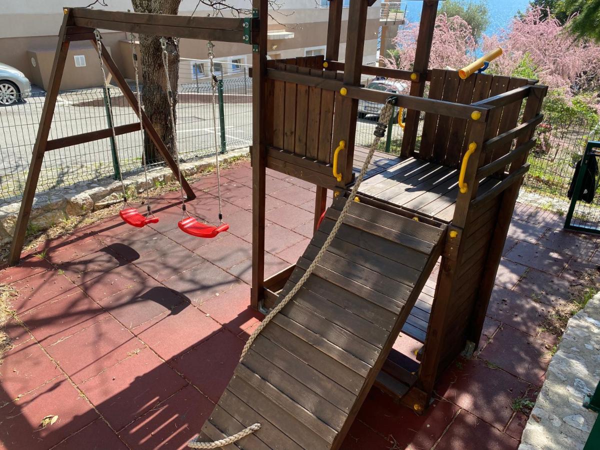 App Ra Apartment Selce Exterior photo
